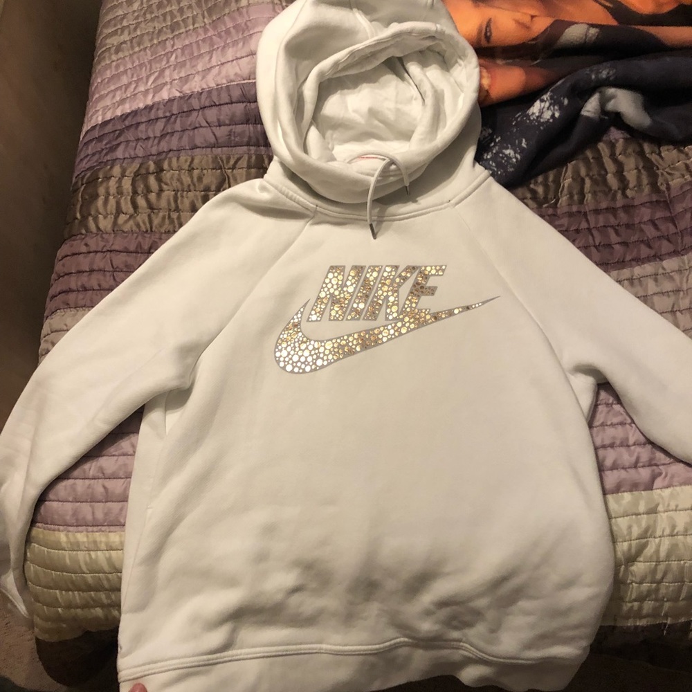 White Nike sweatshirt
